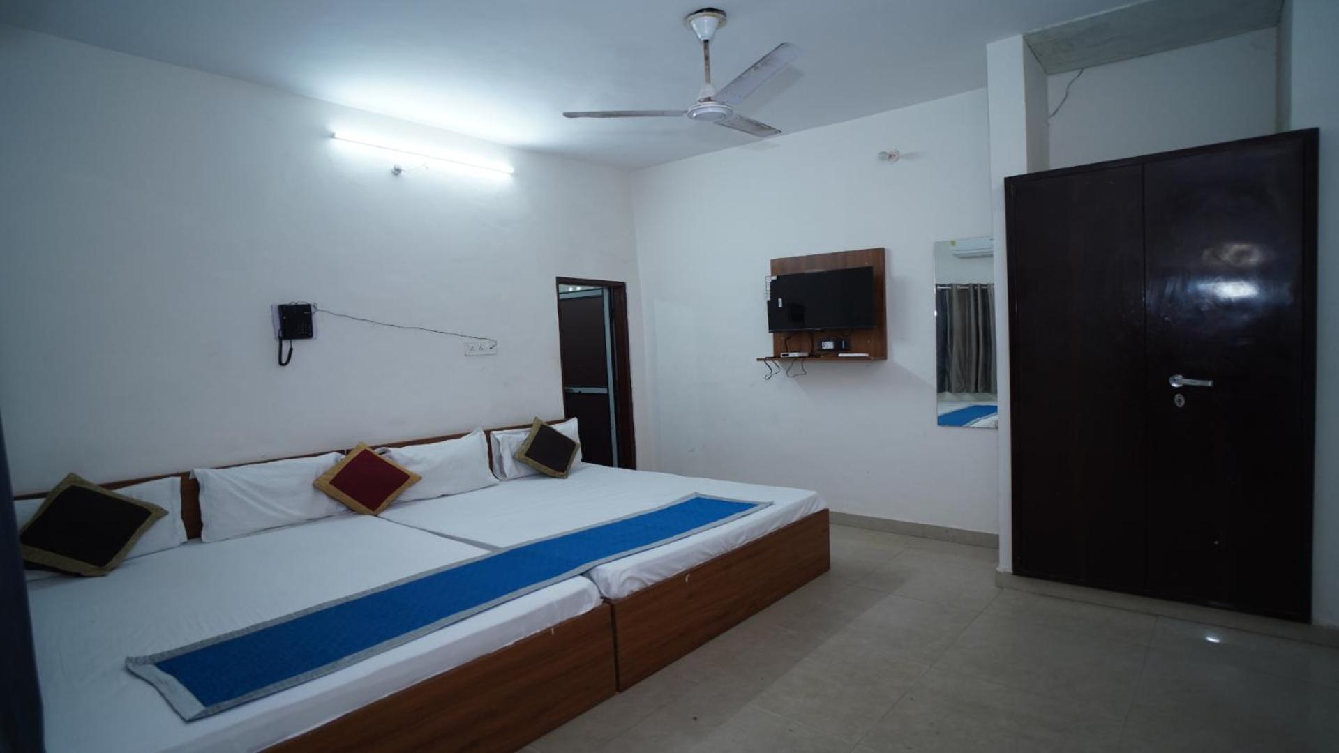 Hotel Apoorv - Near Jaipur Railway Station Pokoj fotografie
